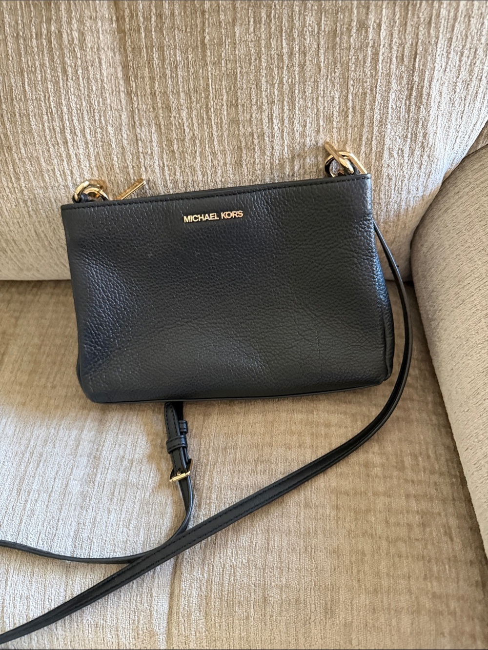 Michael kors Trisha Black Pebbled Leather Small Crossbody with Gold Hardware